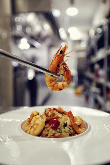 velipoja grand europa resort