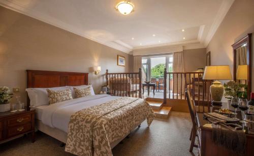 the court yard hotel
