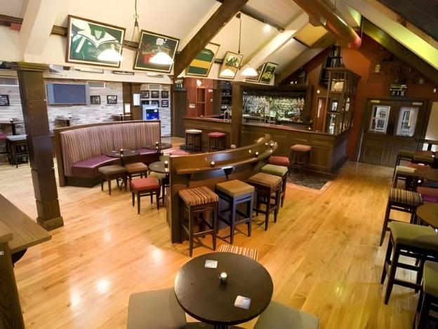 the court yard hotel