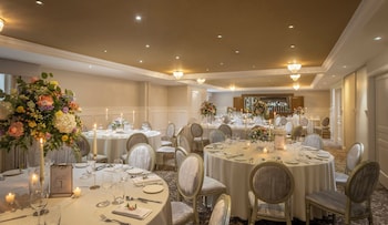 the court yard hotel