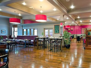 Great National Hotel Ballina,Castlebar>>Ballina,4 star