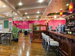 Great National Hotel Ballina,Castlebar>>Ballina,4 star
