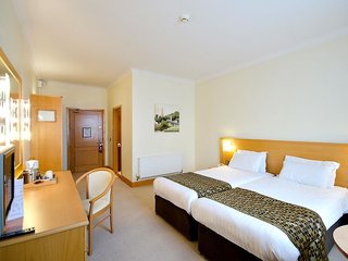 great national hotel ballina