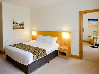 great national hotel ballina