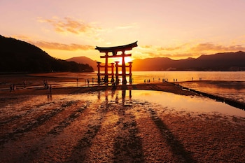 webase hiroshima hostel