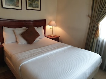 Bilton Continental Hotel,Near Absorption Cathedral,3.5 star