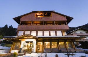 Style Grifone,Madonna Di Campiglio>>Carisolo,4 star