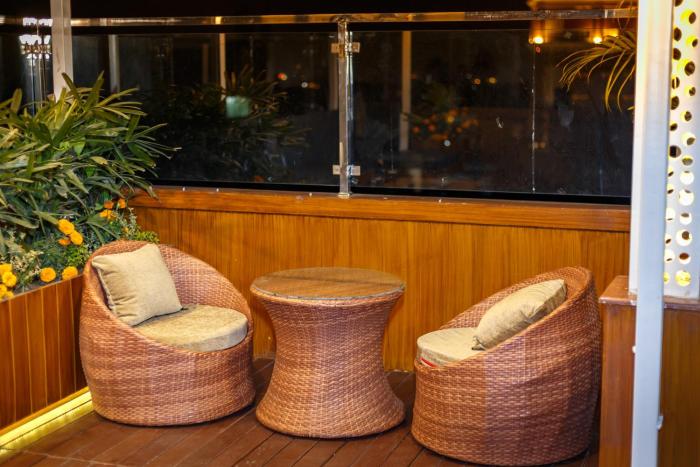 feel like home nepal