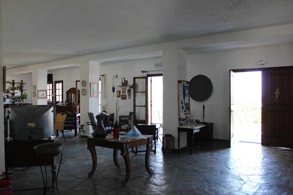 paros
