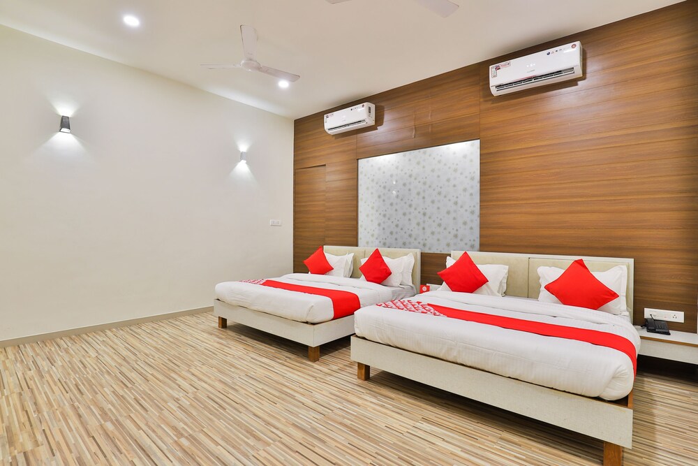 utsav galaxy rooms and banquet