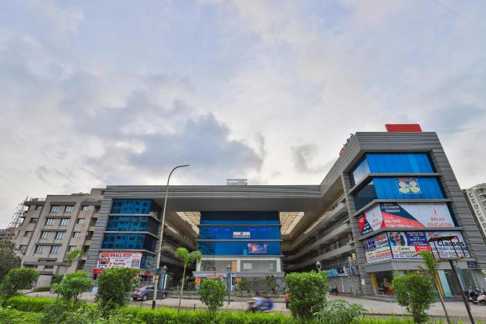 utsav galaxy rooms and banquet