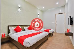 Utsav Galaxy Rooms And Banquet,Gujarat>>Surat,2 star
