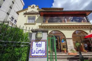 La Cartuja,Quito>>La Mariscal,3 star