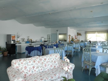 hotel holiday