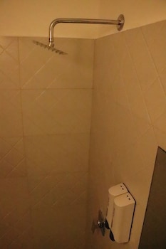 miracle city inn hostel