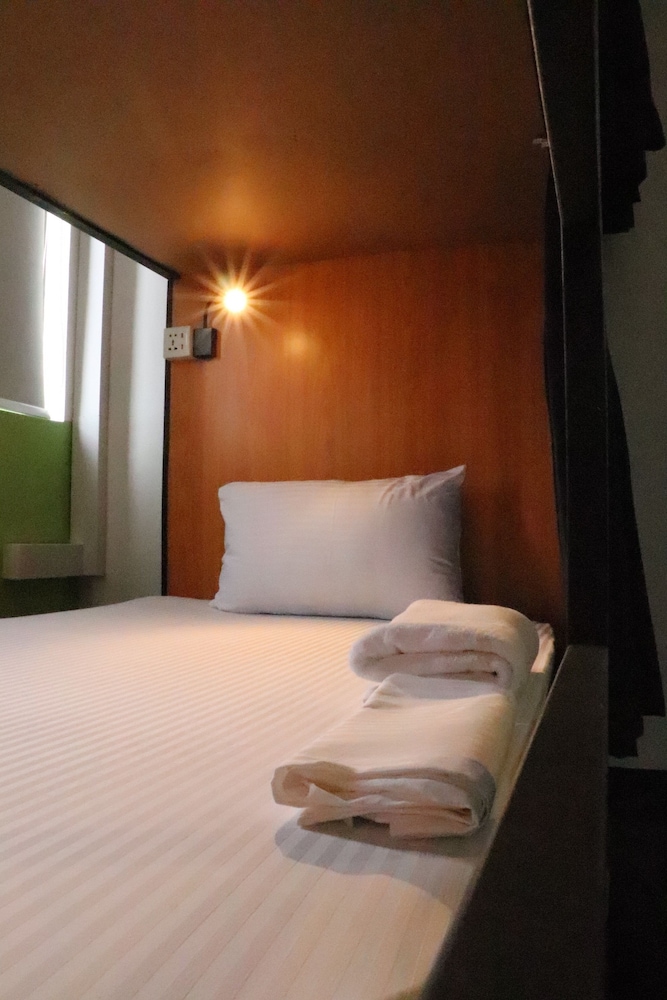 miracle city inn hostel