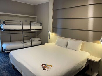 ibis styles nivelles