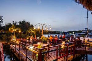 bed and bike curacao jan thiel