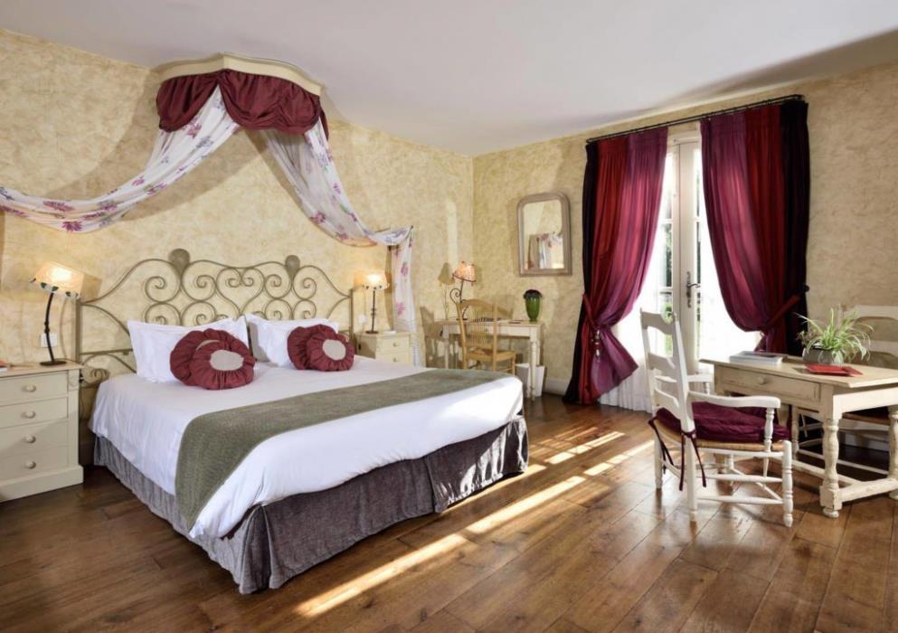 mas de loulivie hotel