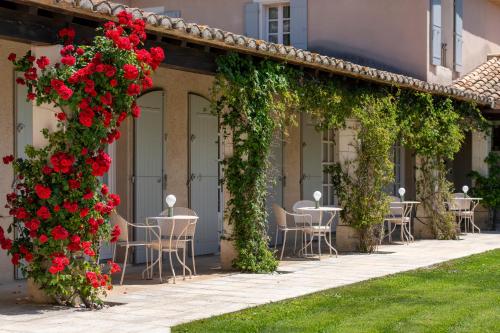 mas de loulivie hotel