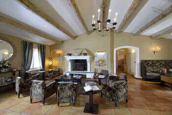 mas de loulivie hotel