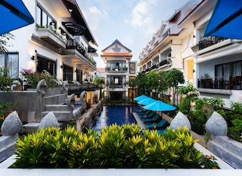 khmer mansion residence