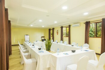 arusha planet lodge