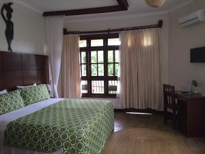 Arusha Planet Lodge,Arusha National Park>>Arusha,3 star