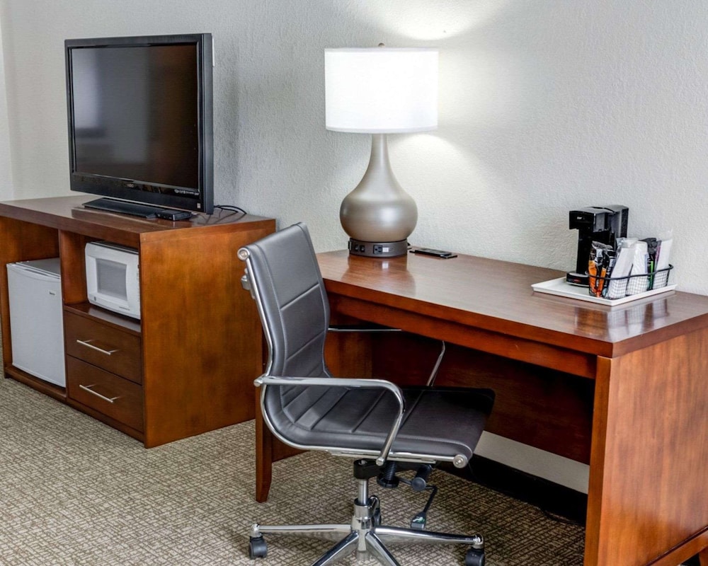 comfort inn kearney liberty
