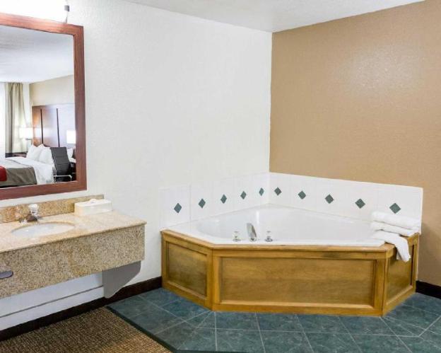 comfort inn kearney liberty