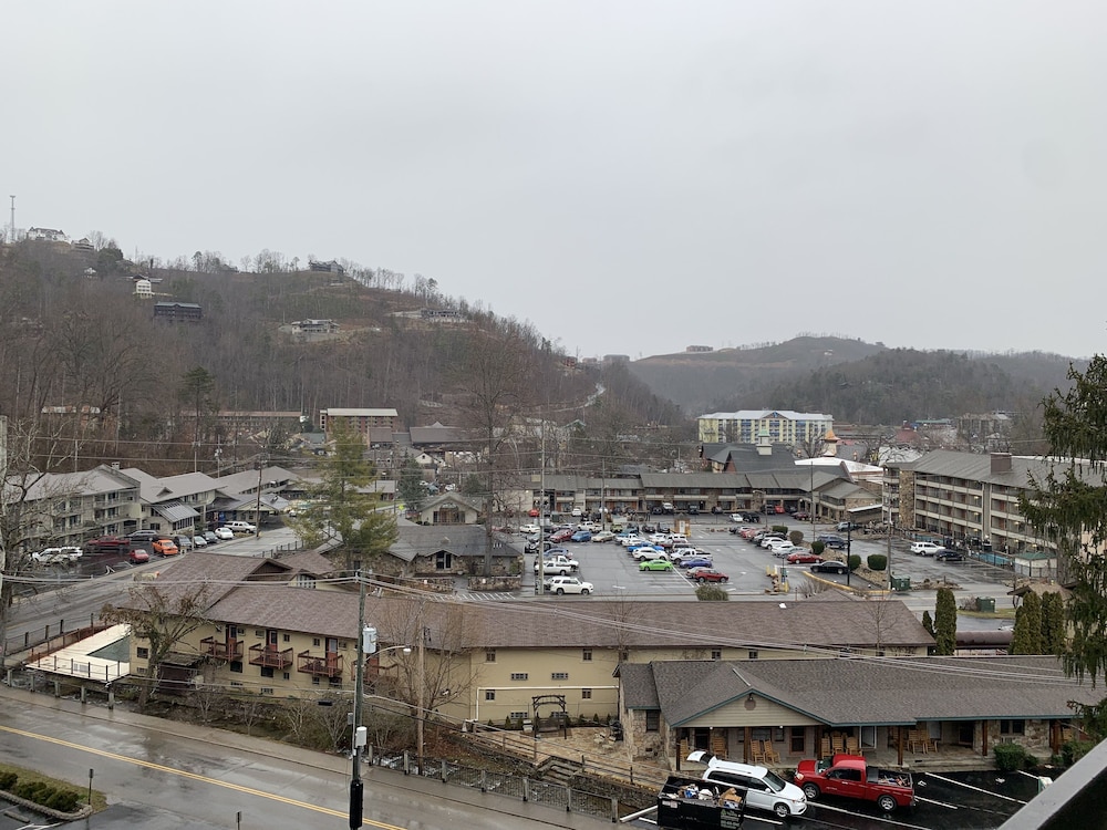 olde gatlinburg rentals