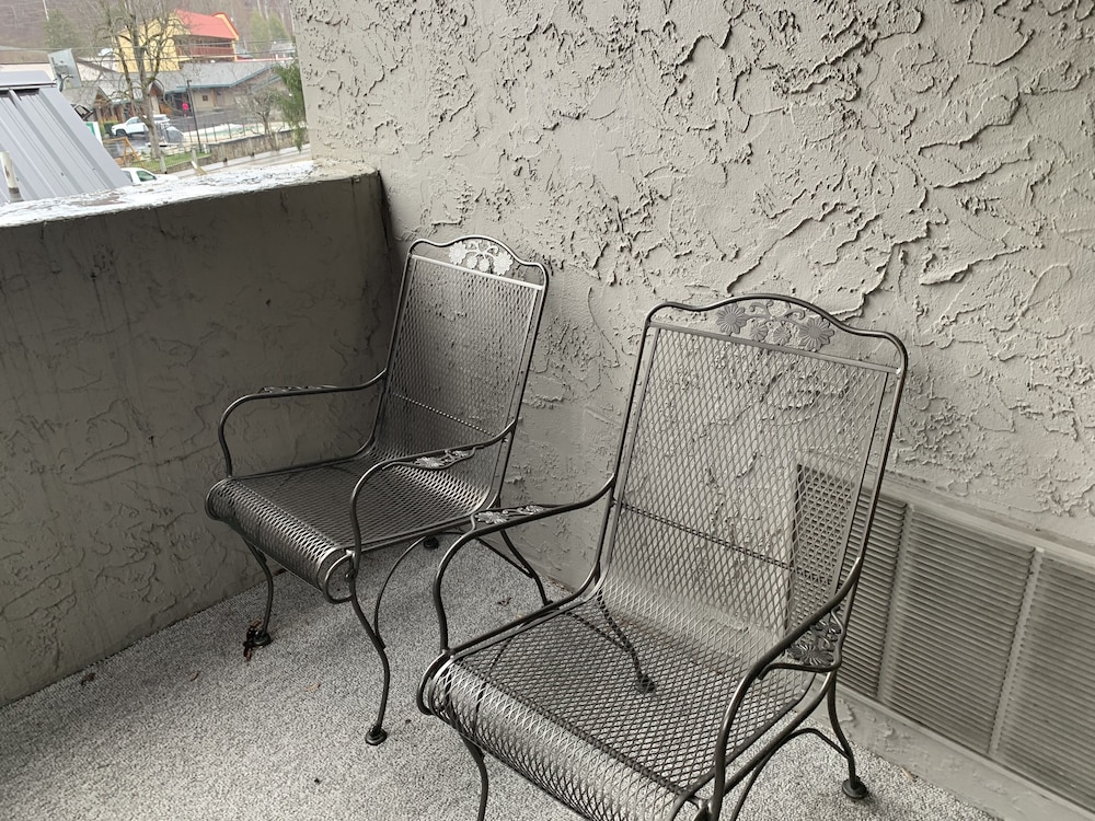olde gatlinburg rentals