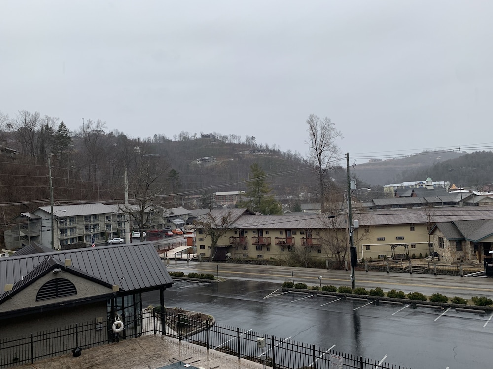 olde gatlinburg rentals