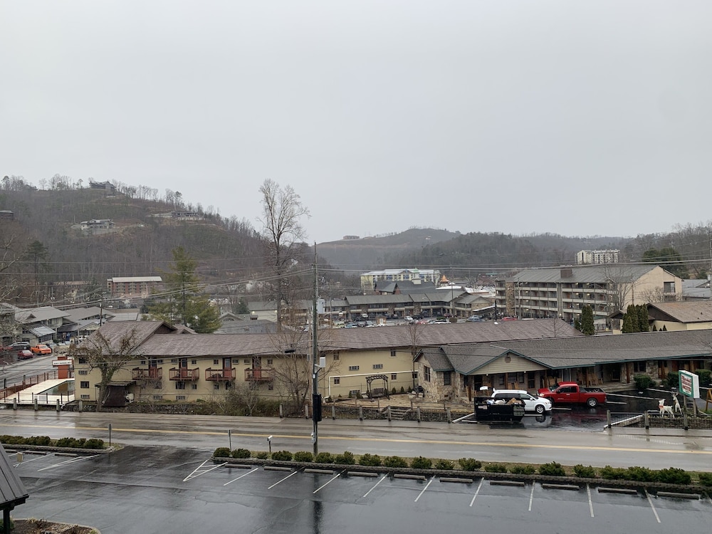 olde gatlinburg rentals