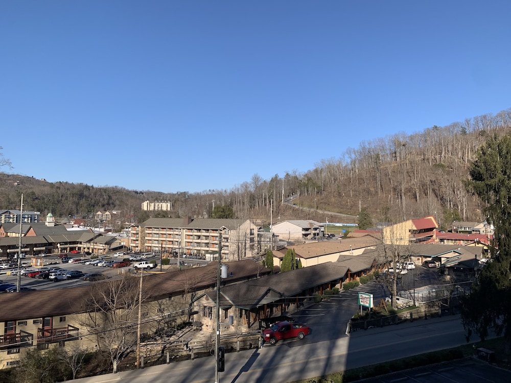 olde gatlinburg rentals