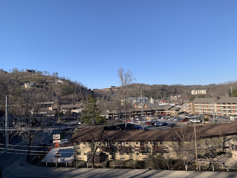 olde gatlinburg rentals