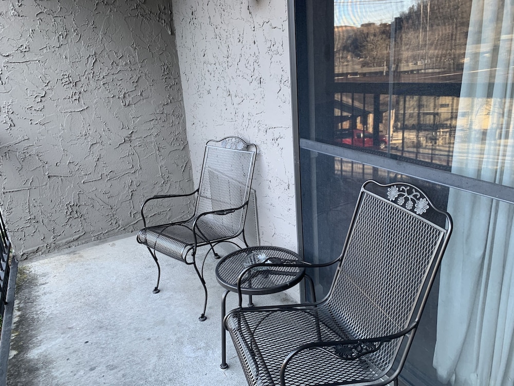 olde gatlinburg rentals