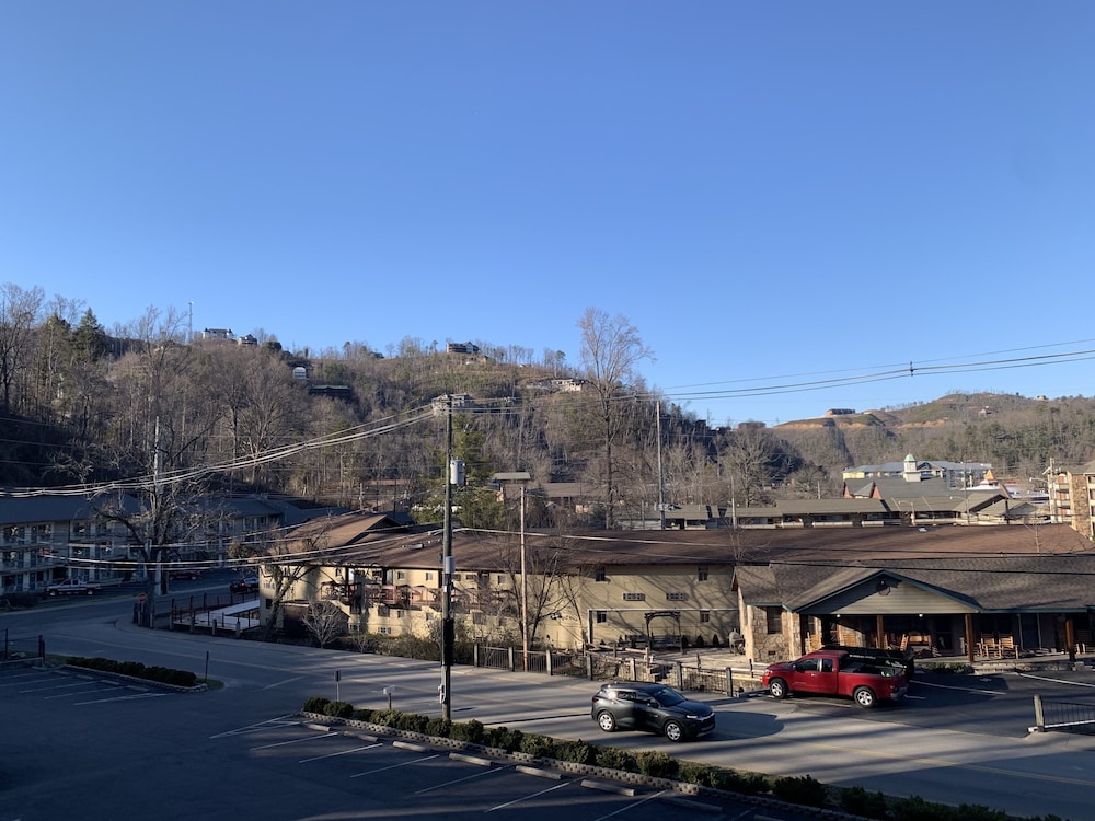 olde gatlinburg rentals