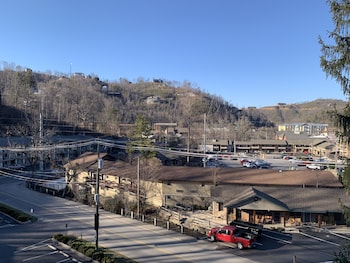 olde gatlinburg rentals