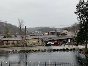 olde gatlinburg rentals