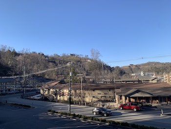 olde gatlinburg rentals