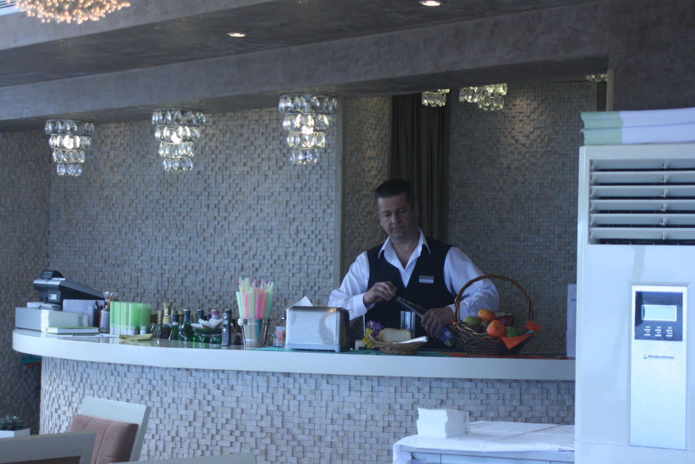 marin hotel