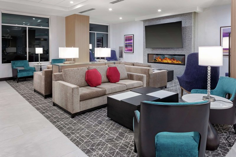 hilton garden inn colorado springs downtown