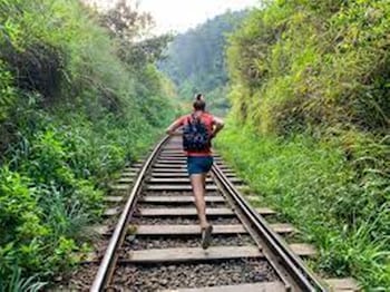 poomaz peace palace ella