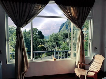 poomaz peace palace ella