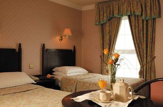 commodore hotel