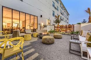 Hotel Centro Sonoma Wine Country, Tapestry Collection Hilton,Santa Rosa>>Rohnert Park,4 star