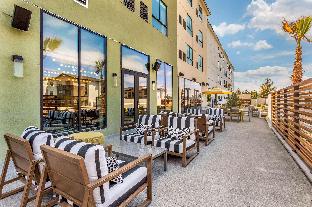 Hotel Centro Sonoma Wine Country, Tapestry Collection Hilton,Santa Rosa>>Rohnert Park,4 star