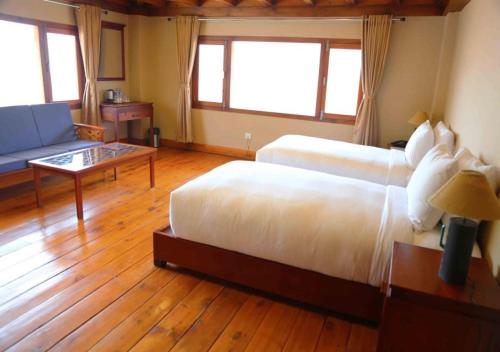Hotel-Img