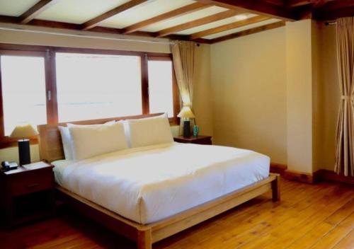 Hotel-Img